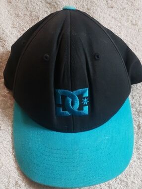 DC Shoes Black & Teal Logo Baseball Cap